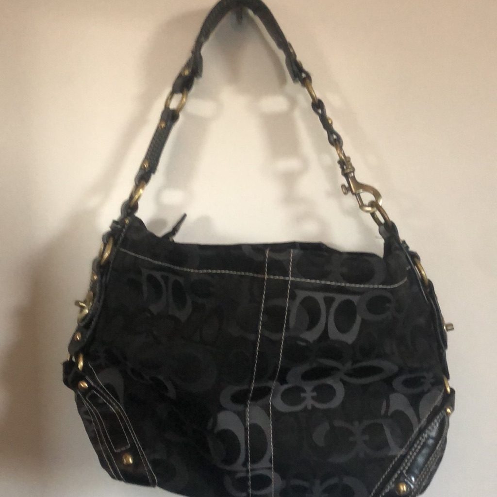Black Patterned Purse